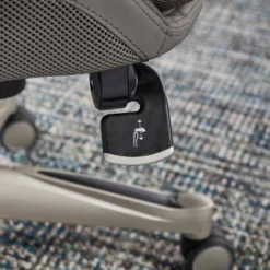 Works Executive Office Chair With Back In Motion Technology - Serta -Furniture Specialty Store GUEST 214361e2 73be 4e5f 9a6f 0cdb6513e8dc