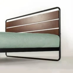 Full Therese Metal Platform Bed Frame Brown - ZINUS